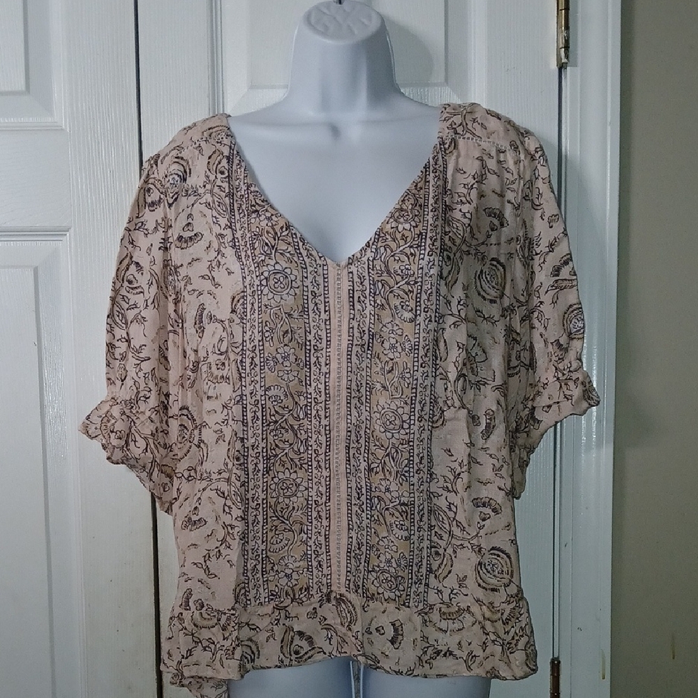 Lucky Brand peachy cream black Floral V-Neck Blouse  Sz XL NWOT